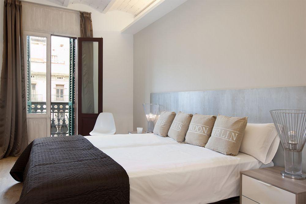 Rent Top Apartments Near Plaza De Catalunya Barcelona Luaran gambar