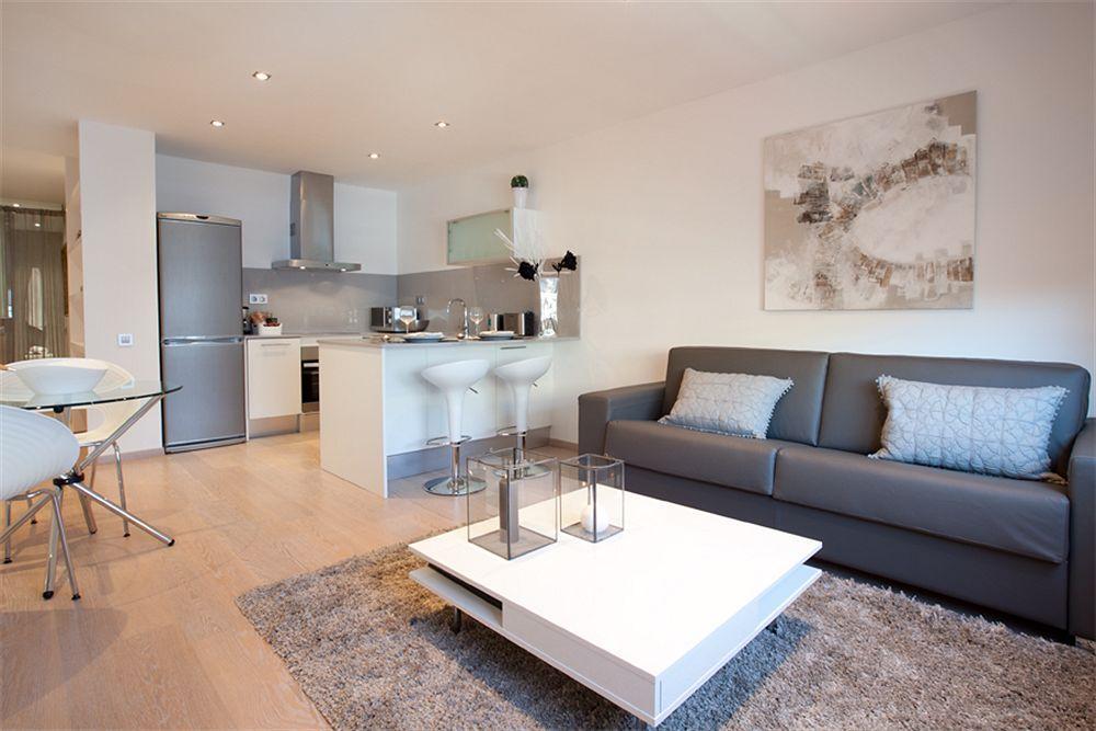 Rent Top Apartments Near Plaza De Catalunya Barcelona Luaran gambar