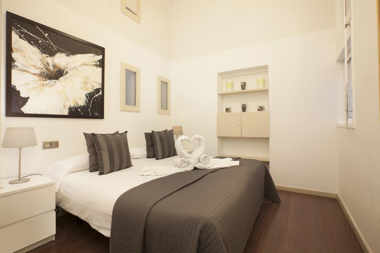 Rent Top Apartments Near Plaza De Catalunya Barcelona Luaran gambar