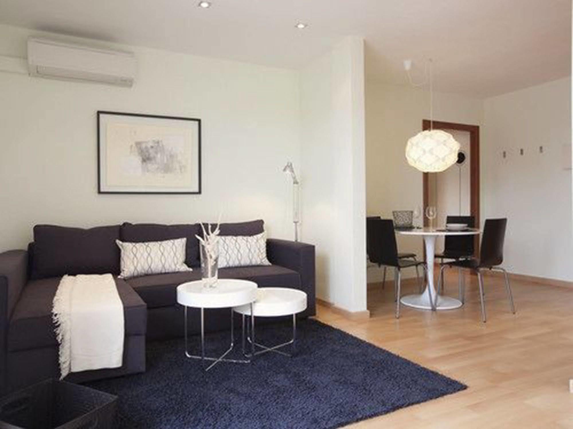 Rent Top Apartments Near Plaza De Catalunya Barcelona Luaran gambar