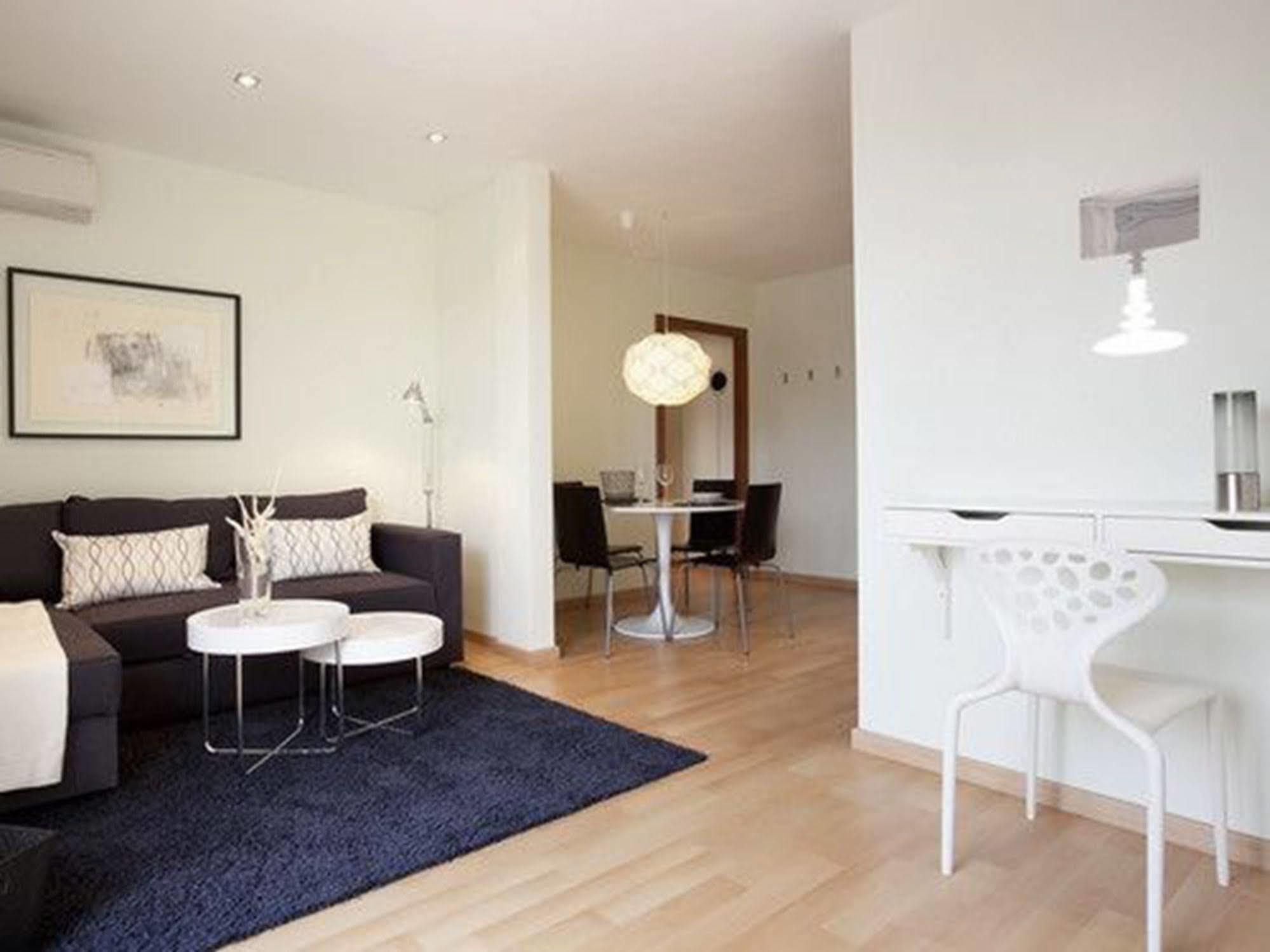 Rent Top Apartments Near Plaza De Catalunya Barcelona Luaran gambar