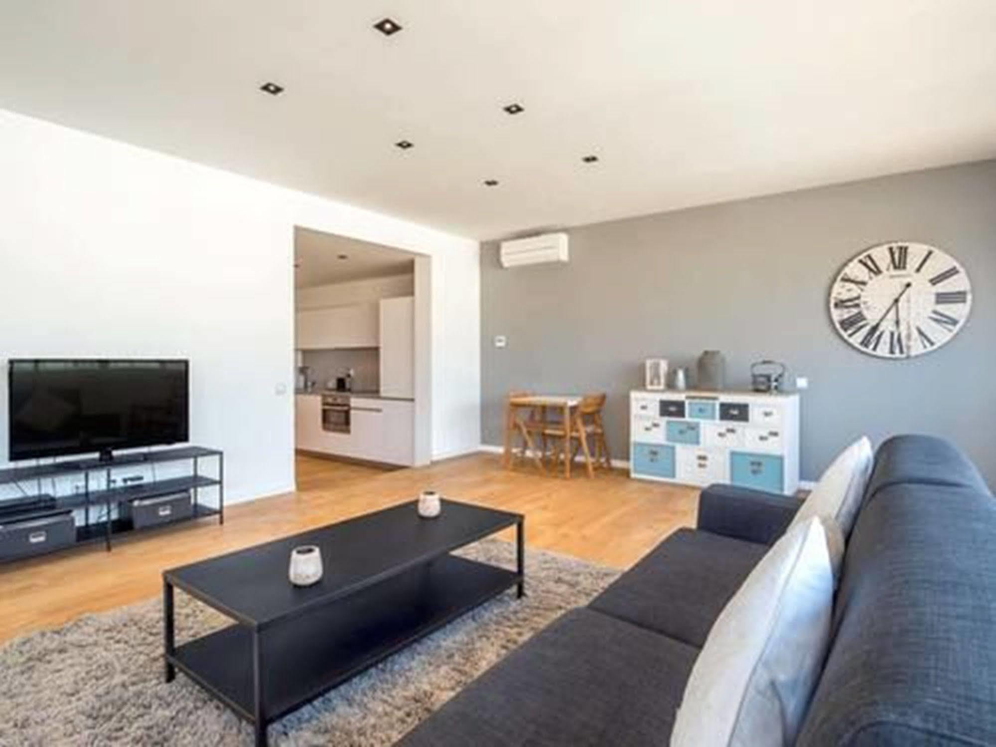 Rent Top Apartments Near Plaza De Catalunya Barcelona Luaran gambar