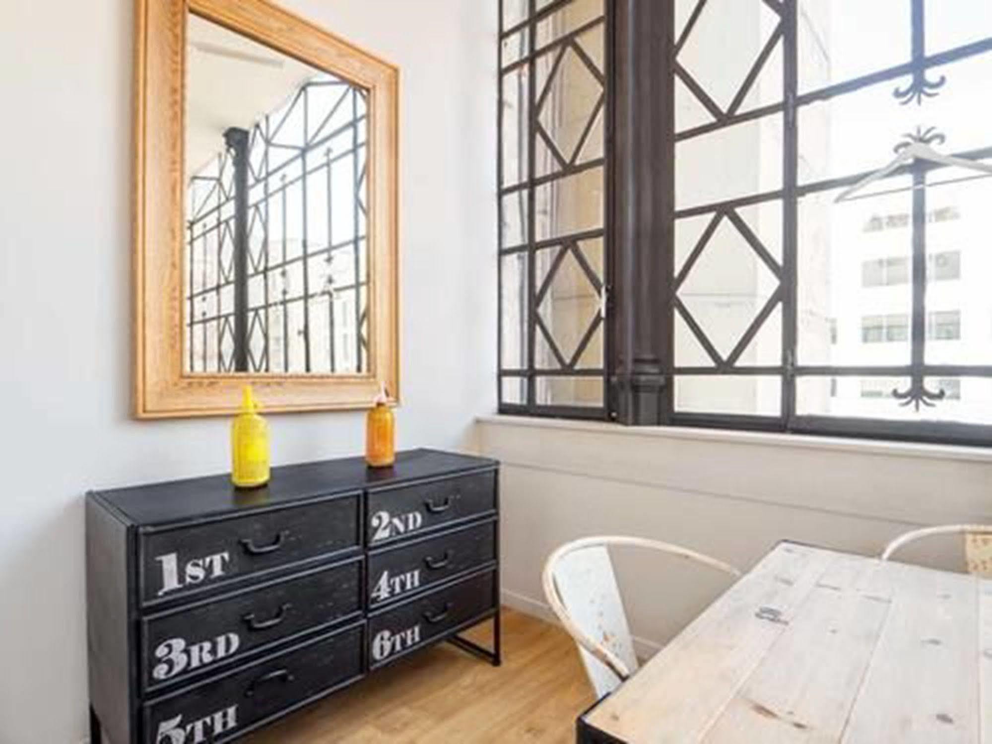 Rent Top Apartments Near Plaza De Catalunya Barcelona Luaran gambar