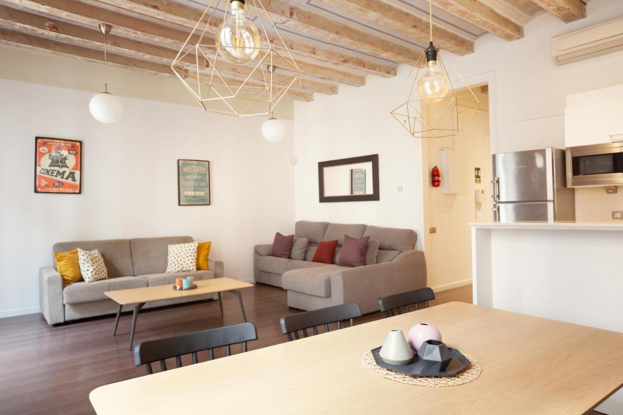 Rent Top Apartments Near Plaza De Catalunya Barcelona Luaran gambar