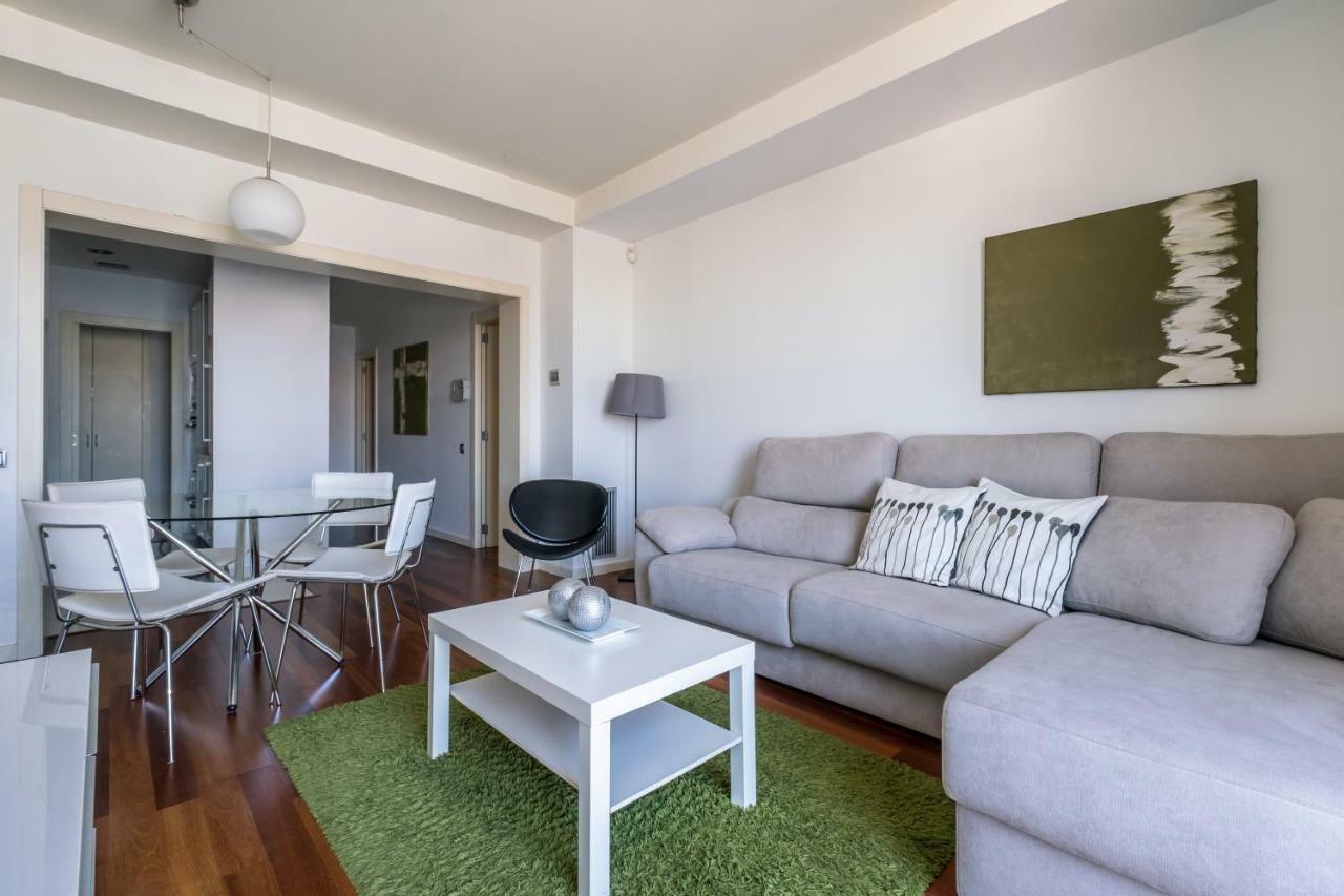 Rent Top Apartments Near Plaza De Catalunya Barcelona Luaran gambar
